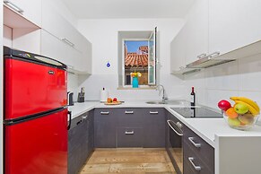 Apartment & Room Joy