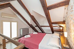 Apartment Bona Palace