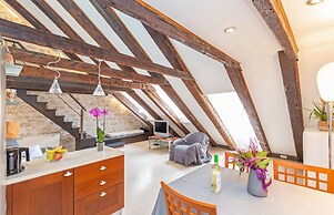 Apartment Bona Palace