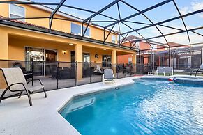 6 Br Pool Home with Spa and Game Room