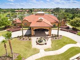 6 Br Pool Home with Spa and Game Room