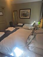 Pont Y Pair Inn
