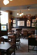 Pont Y Pair Inn