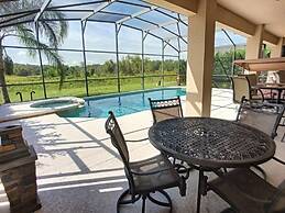 6 Br Pool and Spa Home in Aviana Resort