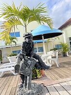 Golden House Hotel & Restaurant