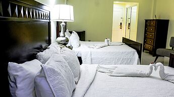 Golden House Hotel & Restaurant