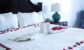 Golden House Hotel & Restaurant