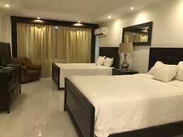 Golden House Hotel & Restaurant