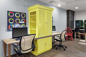 Home2 Suites by Hilton Rosenberg/Sugar Land Area