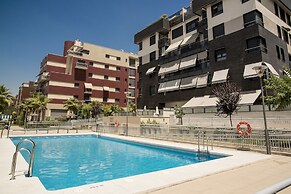 EnjoyGranada LUJO Piscina y Parking