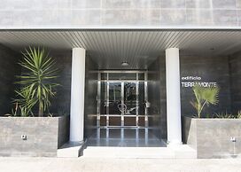 EnjoyGranada LUJO Piscina y Parking