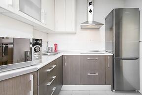 EnjoyGranada LUJO Piscina y Parking