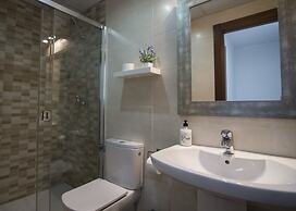 EnjoyGranada LUJO Piscina y Parking