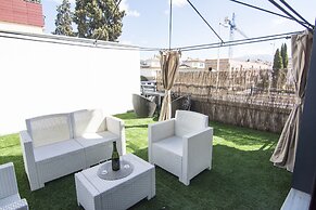 EnjoyGranada LUJO Piscina y Parking