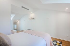 Porto City Elegant Retreat