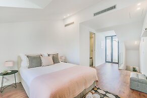 Porto City Elegant Retreat