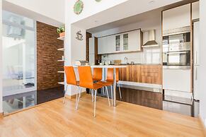 Príncipe Real Sunny Apartment