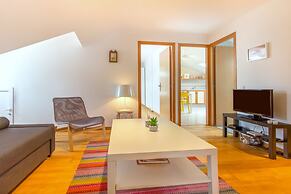 Casa Mouraria I Castle Views