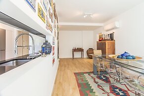 Luxury Beach Experience in Lisbon