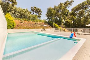 Luxury Beach Experience in Lisbon