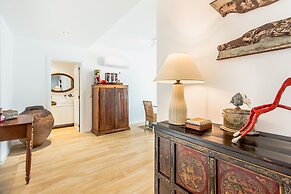 Luxury Beach Experience in Lisbon