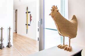 Luxury Beach Experience in Lisbon