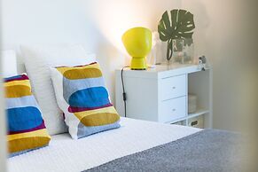 Luxury Beach Experience in Lisbon