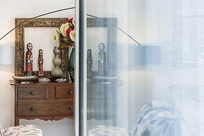 Luxury Beach Experience in Lisbon