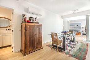 Luxury Beach Experience in Lisbon