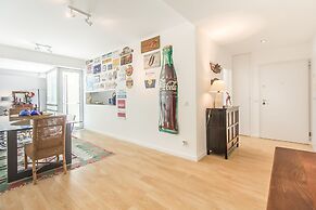 Luxury Beach Experience in Lisbon