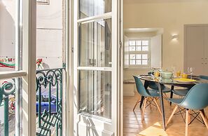 Design Apartment in Typical Alfama