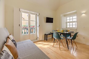 Design Apartment in Typical Alfama