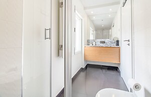 Design Apartment in Typical Alfama