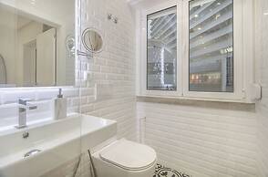 Marques de Pombal Metropolitan Flat