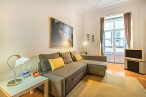 Chiado Balcony Apartment