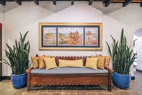 Las Cruces Boutique Hotel