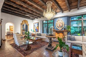 Las Cruces Boutique Hotel