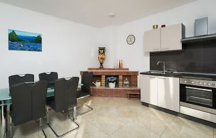 Cezar Luxury Apartments