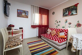 Avama View Apartment