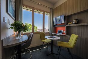 Nemea Appart Hotel So Cloud Lyon Part Dieu