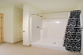 The Luxe Suites at Prospect Park