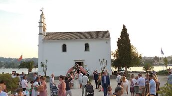 Elite Corfu - Adults Friendly