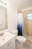 Miami River Inn By Renzzi