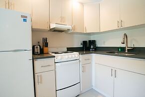 Miami River Inn By Renzzi