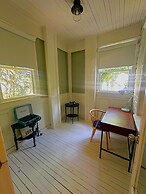 Miami River Inn By Renzzi