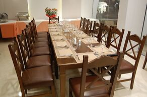 Paralia Beach Boutique Hotel