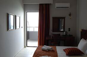 Paralia Beach Boutique Hotel