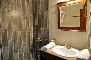 Paralia Beach Boutique Hotel