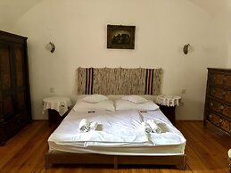 The Houses of History - anno 1830