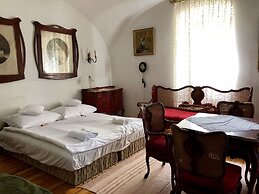 The Houses of History - anno 1830